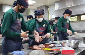 Ã¢¾÷ ±³À° ¹Þ´Â BBQ ÆÐ¹Ð¸®